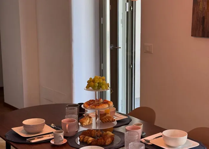 Διαμέρισμα Lagrange42 *