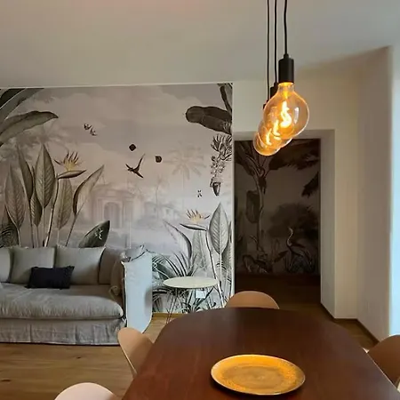 Lagrange42 Apartment