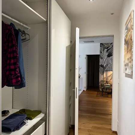 Apartment Lagrange42