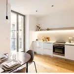 Lagrange42 * Turín